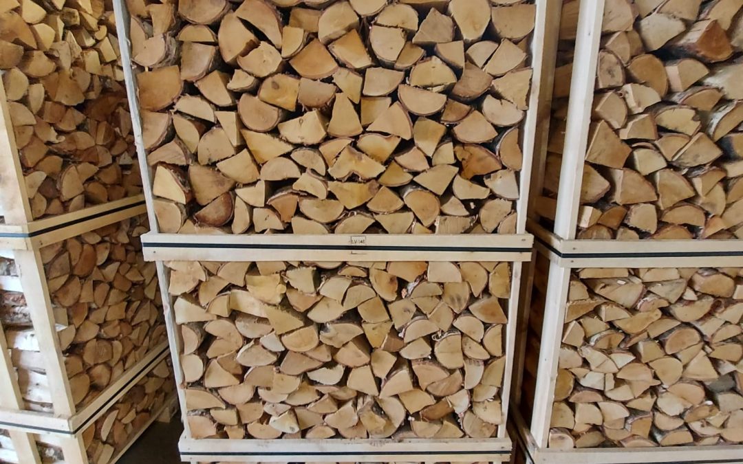 What are Hardwood Logs?